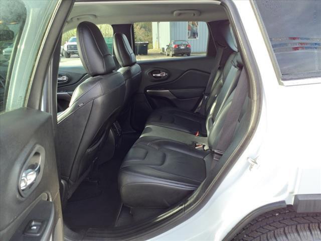 2021 Jeep Cherokee Latitude Lux 4X4