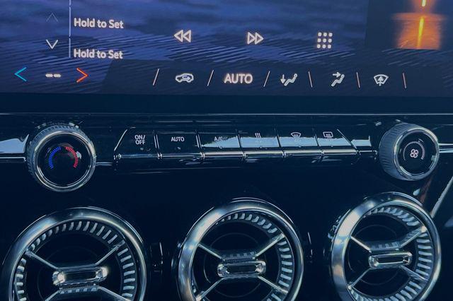 2025 Chevrolet V Blazer eAWD LT