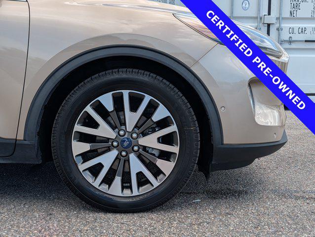 2020 Ford Escape Titanium Hybrid
