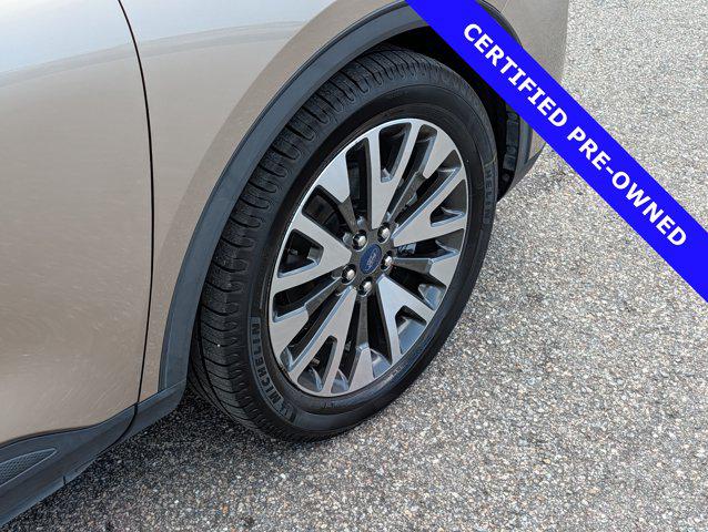 2020 Ford Escape Titanium Hybrid