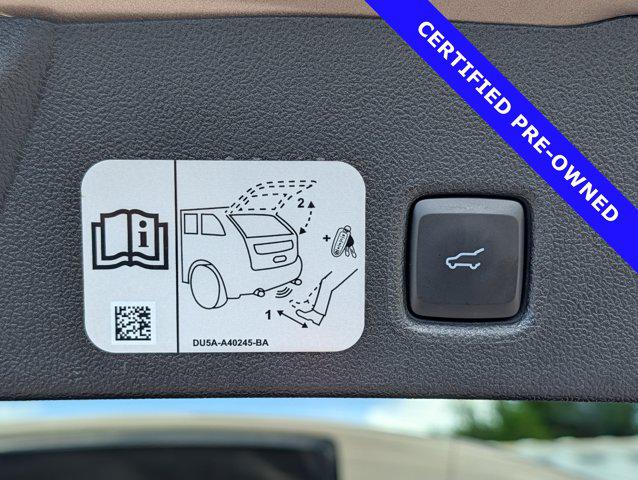 2020 Ford Escape Titanium Hybrid