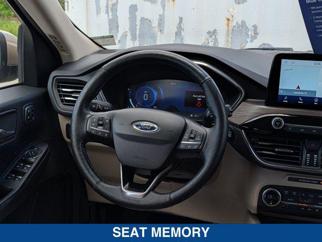 2020 Ford Escape Titanium Hybrid