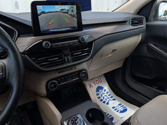 2020 Ford Escape Titanium Hybrid