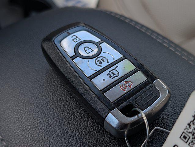 2020 Ford Escape Titanium Hybrid