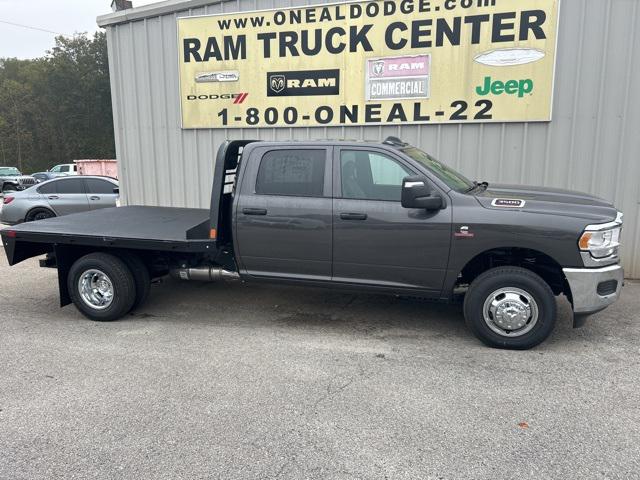 2024 RAM Ram 3500 Chassis Cab RAM 3500 TRADESMAN CREW CAB CHASSIS 4X4 60 CA