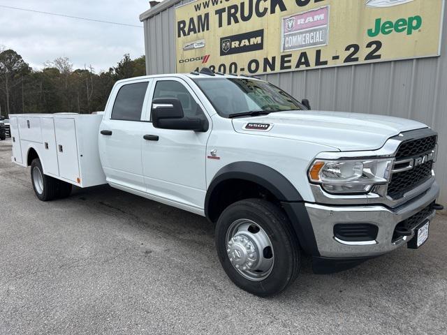 2024 RAM Ram 5500 Chassis Cab RAM 5500 TRADESMAN CHASSIS CREW CAB 4X4 84 CA