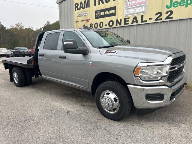 2024 RAM Ram 3500 Chassis Cab RAM 3500 TRADESMAN CREW CAB CHASSIS 4X4 60 CA