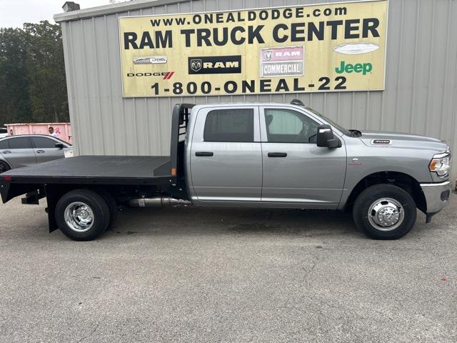 2024 RAM Ram 3500 Chassis Cab RAM 3500 TRADESMAN CREW CAB CHASSIS 4X4 60 CA