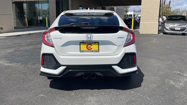 2018 Honda Civic Sport 9