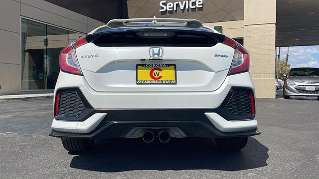 2018 Honda Civic Sport 10