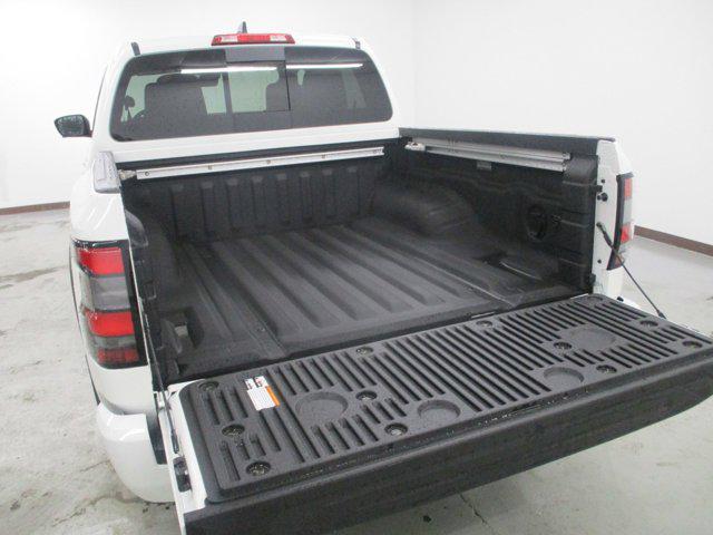 2025 Nissan Frontier Crew Cab PRO-4X 4x4