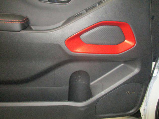 2025 Nissan Frontier Crew Cab PRO-4X 4x4