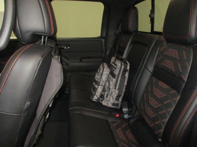 2025 Nissan Frontier Crew Cab PRO-4X 4x4
