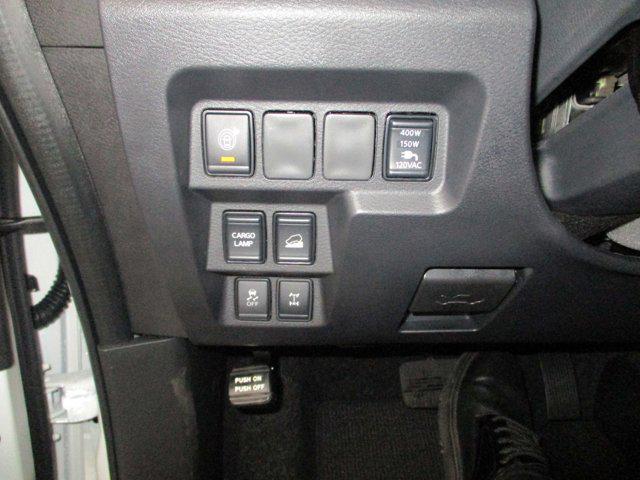 2025 Nissan Frontier Crew Cab PRO-4X 4x4