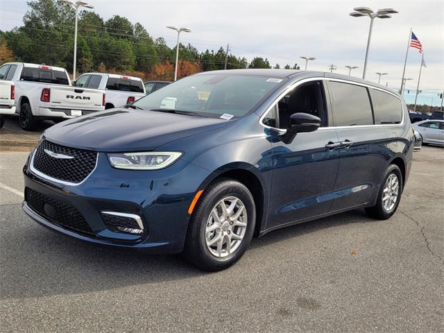 2025 Chrysler Pacifica PACIFICA SELECT