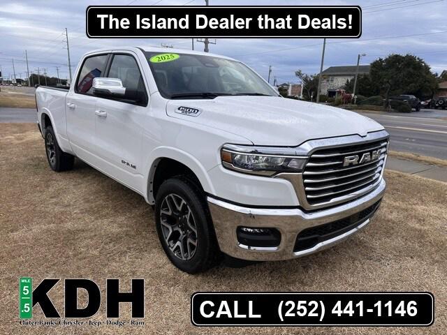 2025 RAM Ram 1500 RAM 1500 LARAMIE CREW CAB 4X4 64 BOX