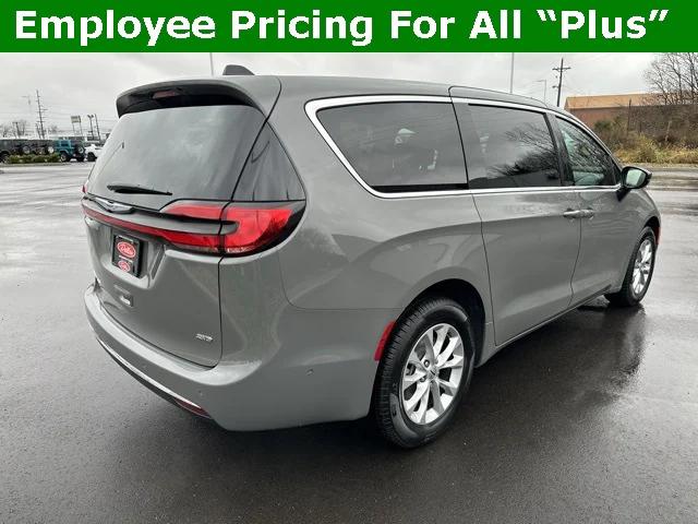 2025 Chrysler Pacifica PACIFICA SELECT AWD