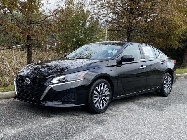 2023 Nissan Altima SV FWD