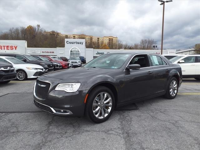 2021 Chrysler 300 Touring L AWD