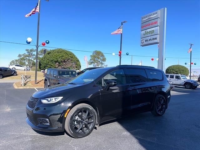 2025 Chrysler Pacifica PACIFICA LIMITED