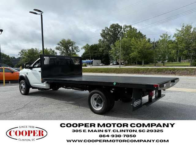 2024 RAM Ram 4500 Chassis Cab RAM 4500 SLT CHASSIS REGULAR CAB 4X4 120 CA
