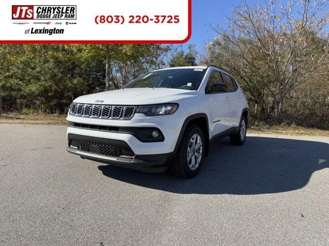 2025 Jeep Compass COMPASS LATITUDE 4X4