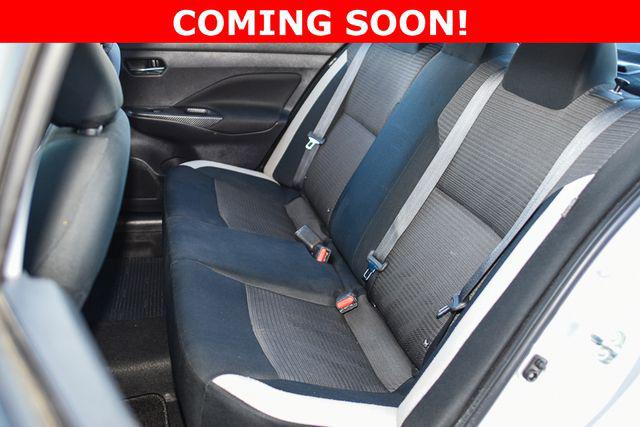 2021 Nissan Versa SV Xtronic CVT