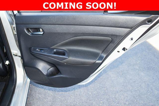 2021 Nissan Versa SV Xtronic CVT