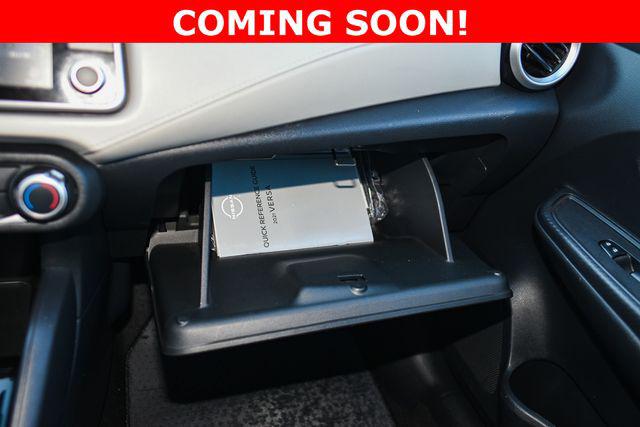 2021 Nissan Versa SV Xtronic CVT