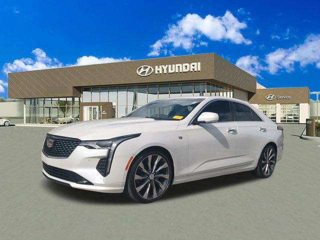 2022 Cadillac CT4