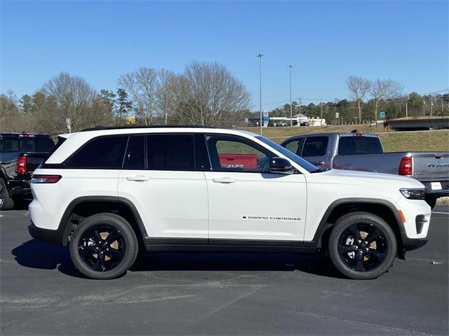 2025 Jeep Grand Cherokee GRAND CHEROKEE ALTITUDE X 4X4