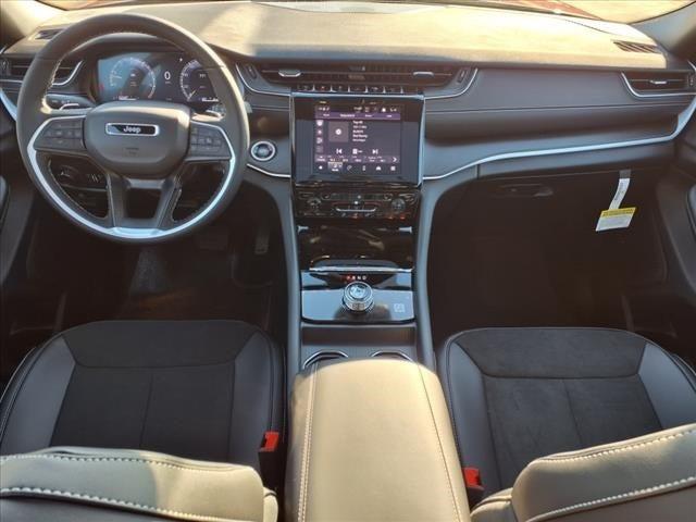 2025 Jeep Grand Cherokee GRAND CHEROKEE L ALTITUDE X 4X2