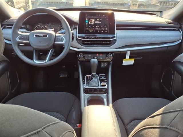 2025 Jeep Compass COMPASS SPORT 4X4
