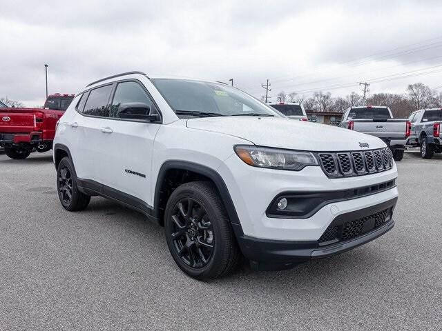 2025 Jeep Compass COMPASS LATITUDE 4X4