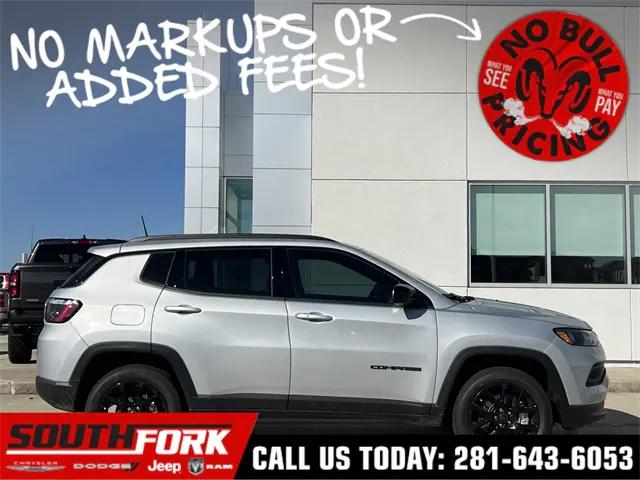 2025 Jeep Compass COMPASS LATITUDE 4X4