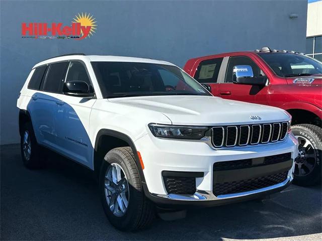 2025 Jeep Grand Cherokee GRAND CHEROKEE L LAREDO 4X4