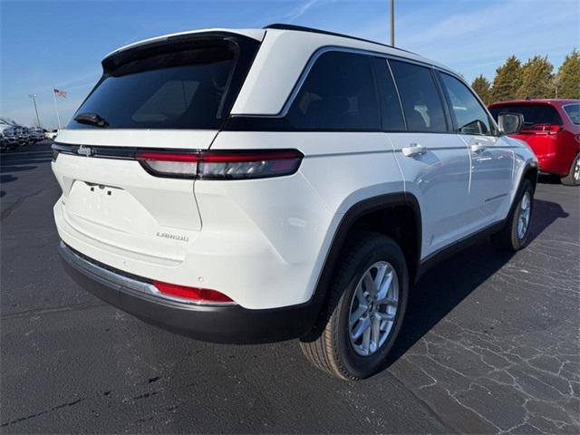 2025 Jeep Grand Cherokee GRAND CHEROKEE LAREDO X 4X4