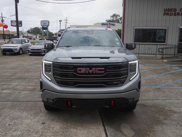 2024 GMC Sierra 1500 4WD Crew Cab Short Box AT4