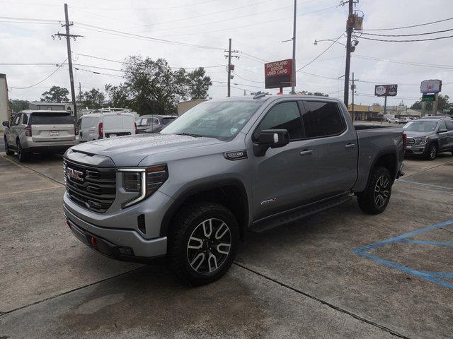 2024 GMC Sierra 1500 4WD Crew Cab Short Box AT4