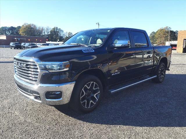 2025 RAM 1500 Laramie Crew Cab 4x4 57 Box