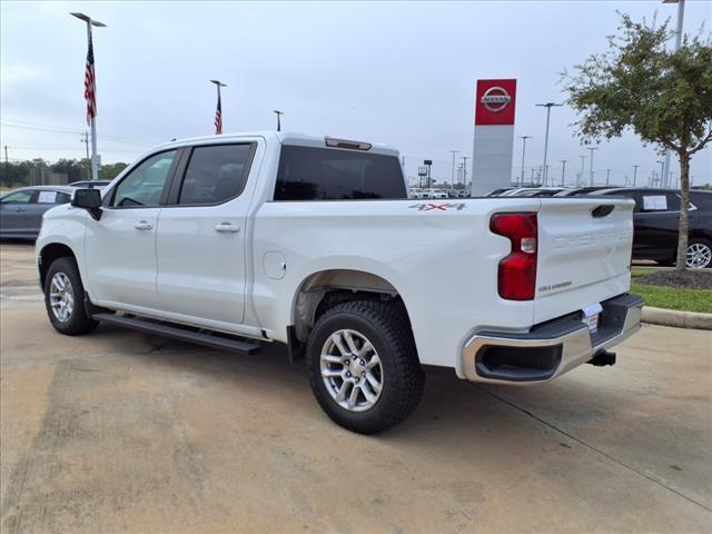 2022 Chevrolet Silverado 1500 4WD Crew Cab Standard Bed LT