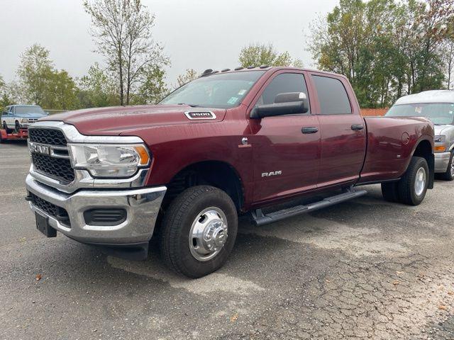 2019 RAM 3500 Tradesman Crew Cab 4x4 8 Box