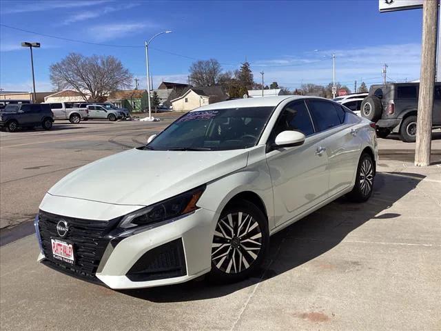 2023 Nissan Altima SV Intelligent AWD