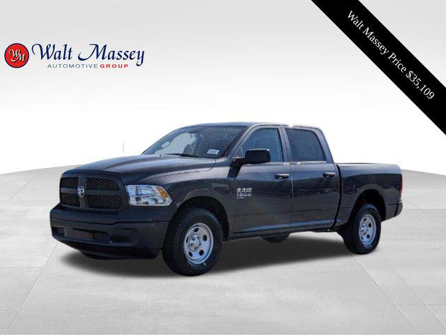 2024 RAM Ram 1500 Classic RAM 1500 CLASSIC TRADESMAN CREW CAB 4X4 57 BOX