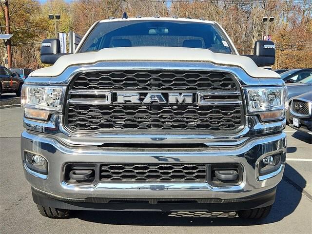 2023 RAM 2500 Tradesman Regular Cab 4x4 8 Box