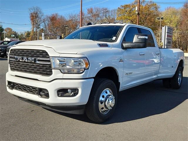 2023 RAM 3500 Big Horn Crew Cab 4x4 8 Box