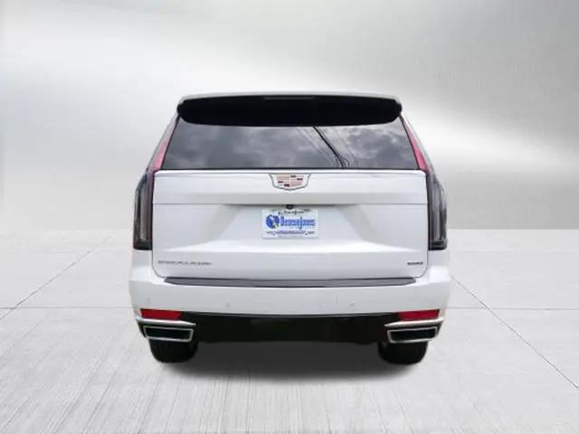2022 Cadillac Escalade 4WD Luxury