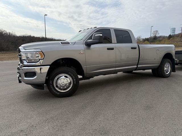 2024 RAM Ram 3500 RAM 3500 TRADESMAN CREW CAB 4X4 8 BOX