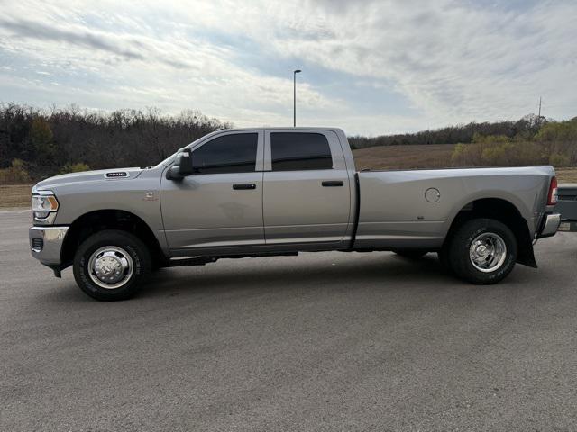 2024 RAM Ram 3500 RAM 3500 TRADESMAN CREW CAB 4X4 8 BOX