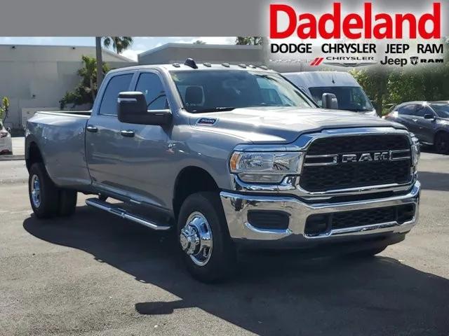 2024 RAM Ram 3500 RAM 3500 TRADESMAN CREW CAB 4X4 8 BOX